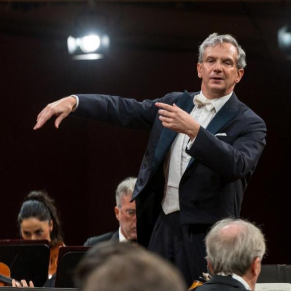 Fabio Luisi (foto PiùLuce - OSNRai)
