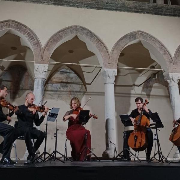 Quartetto Noûs e Jacopo Di Tonno (violoncello)