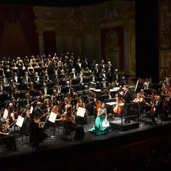 Roberto Abbado e Myrtò Papatanasiu al Regio di Parma (Foto Roberto Ricci)