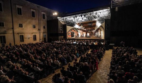 "Le Joueur" - Festival della Valle d'Itria 2022 - Cortile di Palazzo Ducale