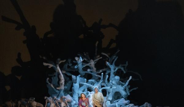 Tristan und Isolde (Foto Rocco Casaluci)