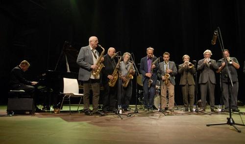 Globe Unity Orchestra (foto Mehmet Dedeoglu)
