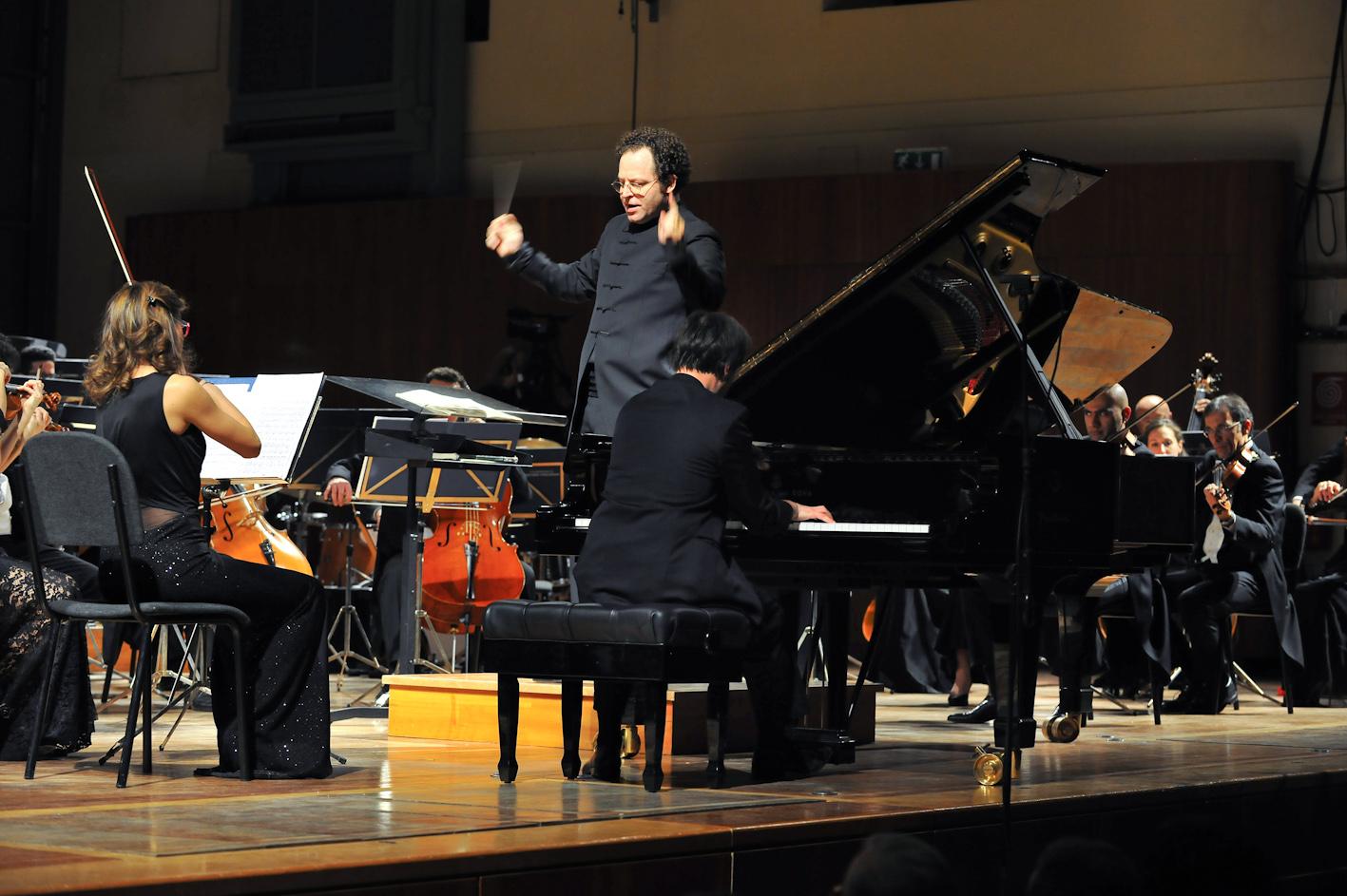 John Axelrod e Maurizio Baglini (Foto Luca Trascinelli)