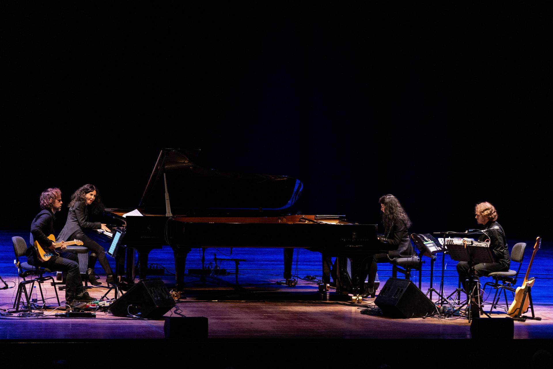 Bryce Dessner,  Katia e Marielle Labèque,  David Chalmin (Foto Cosimo Trimboli)