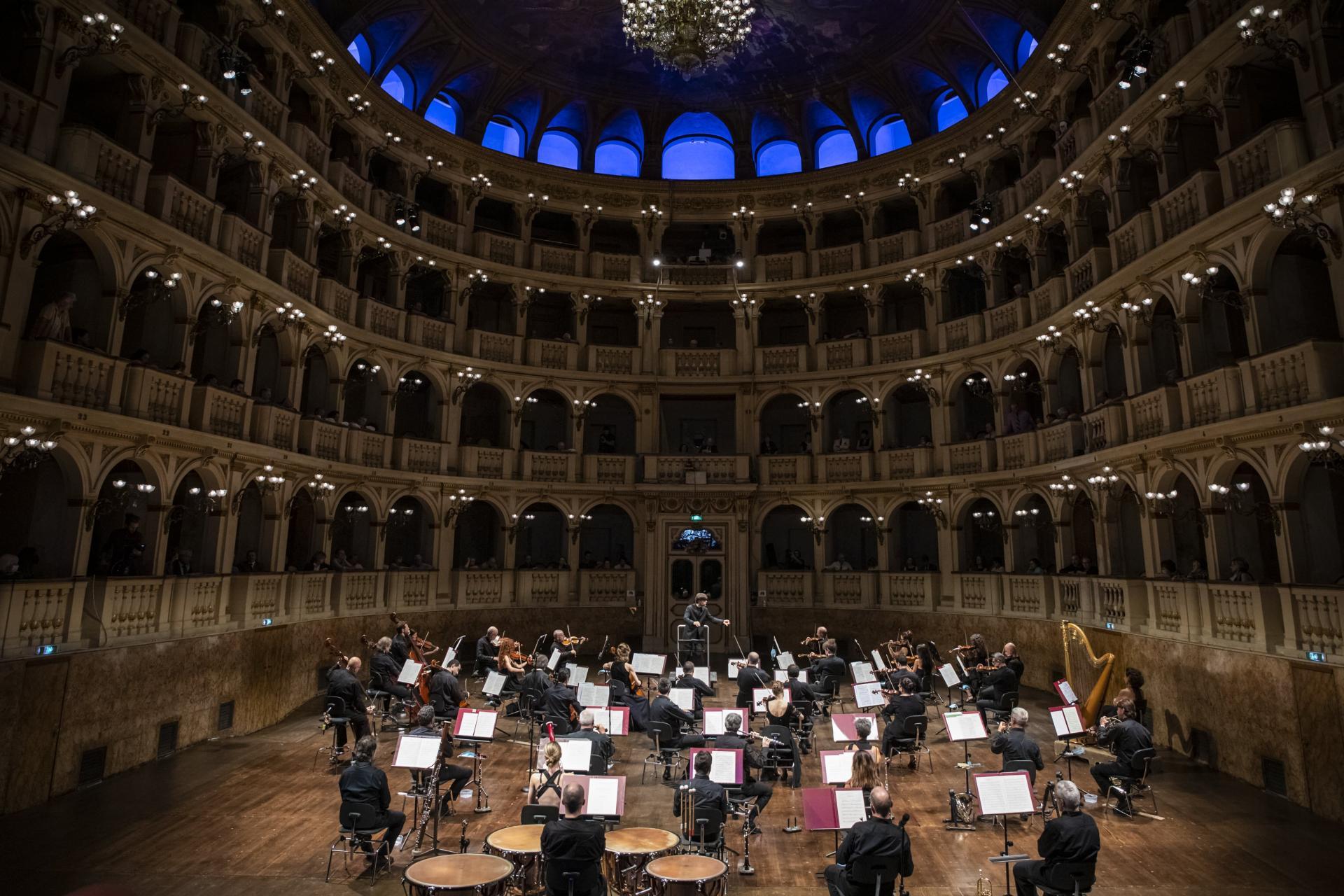 Juraj Valčuha al Teatro Comunale di Bologna foto © AndreaRanzi (Casaluci-Ranzi) Juraj Valčuha al Teatro Comunale di Bologna foto © AndreaRanzi (Casaluci-Ranzi)