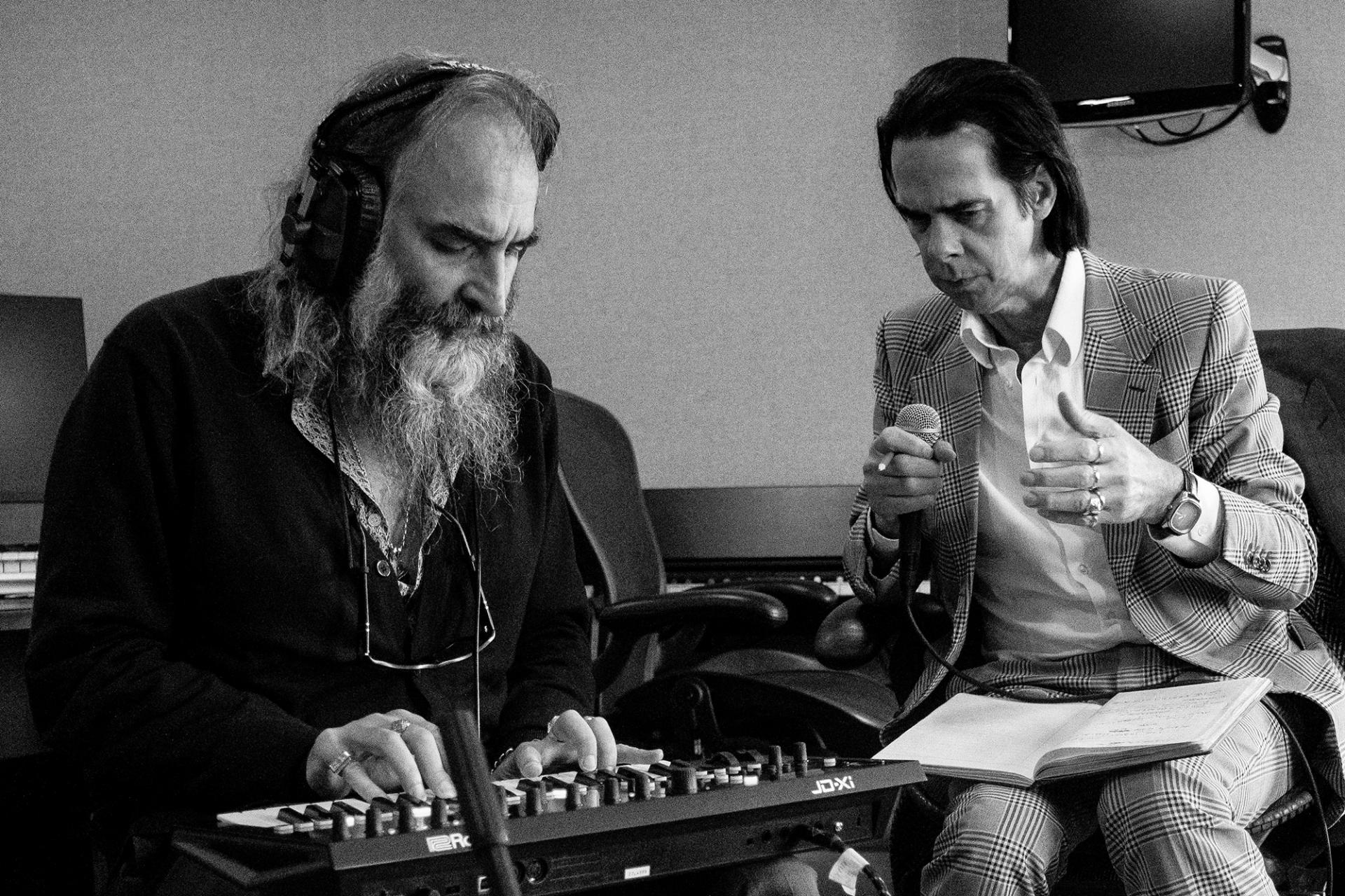 Nick Cave Warren Ellis Carnage