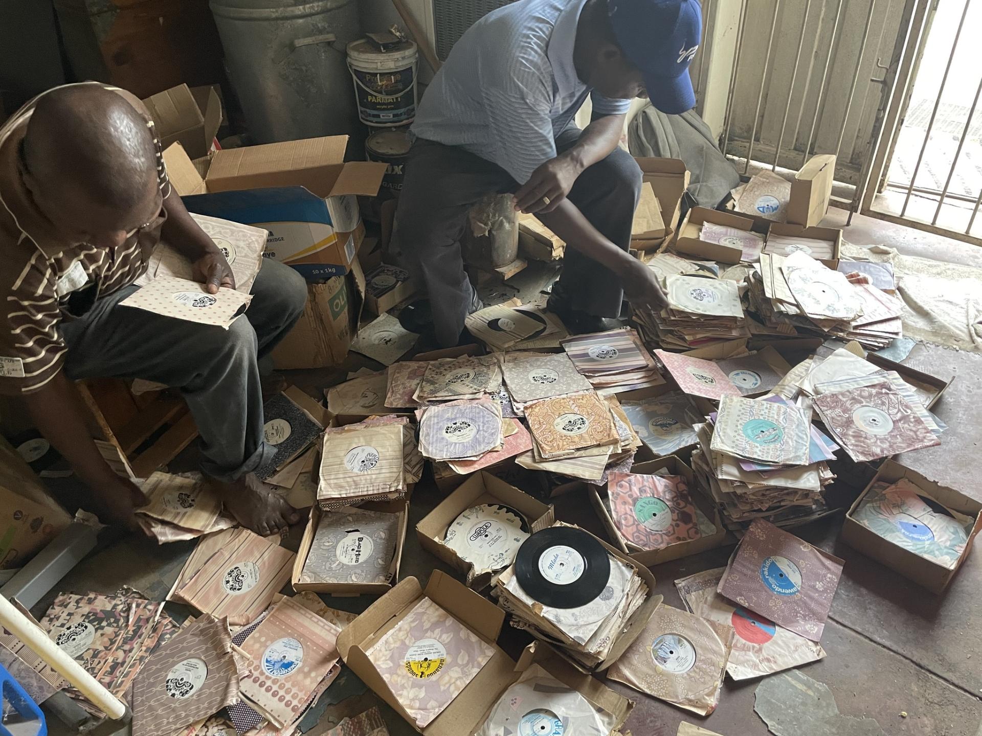 Roots Rocking Zimbabwe – The Modern Sound of Harare’ Townships 1975-1980