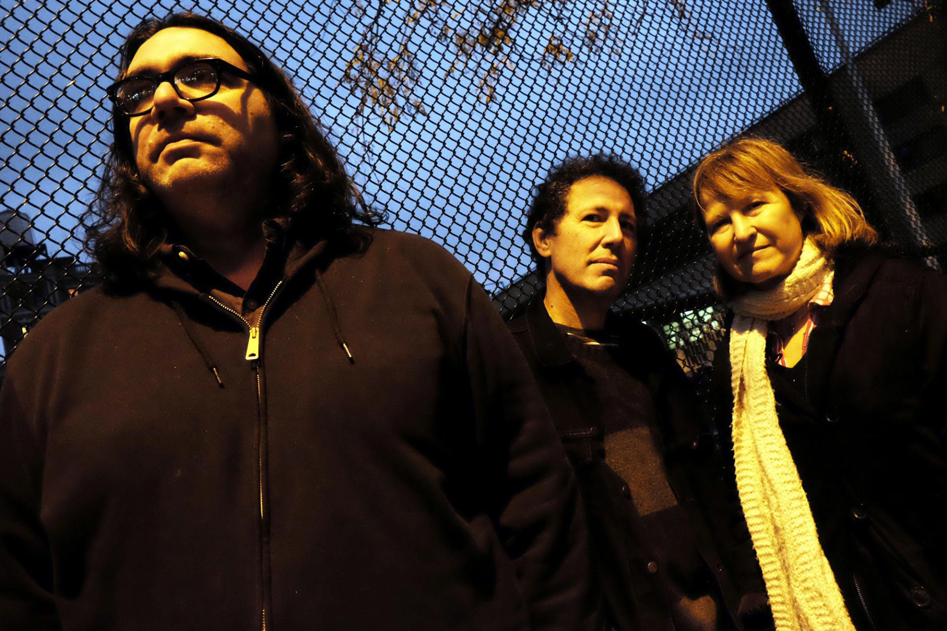 Yo la tengo, There's a Riot Going On