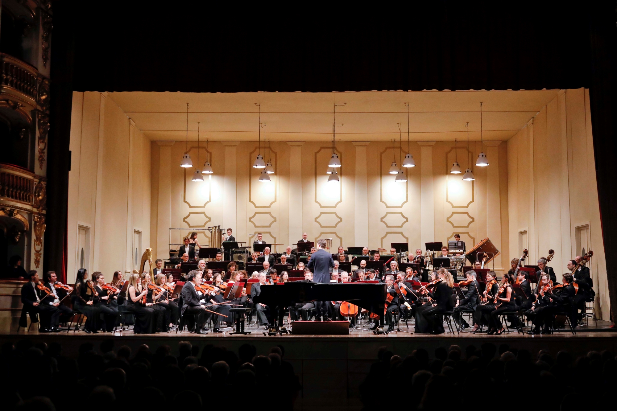 Yulianna Avdeeva, Juraj Valčuha, Orchestra Sinfonica Nazionale della Rai (foto Mirella Verile)