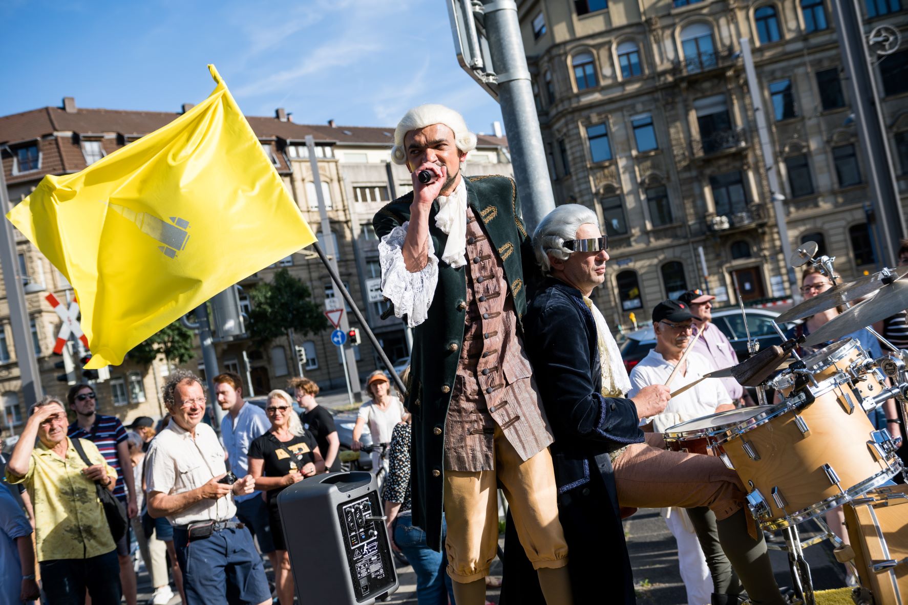 "Roll out. Drei musikalische Paraden" (foto di Maximilian Borchardt)