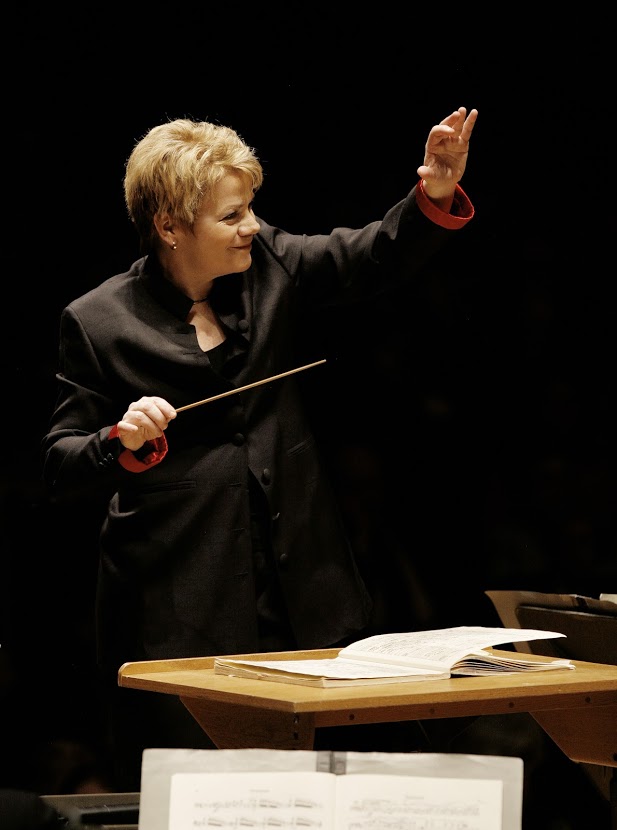 Marin Alsop (foto di Grant Leighton) Van Cliburn