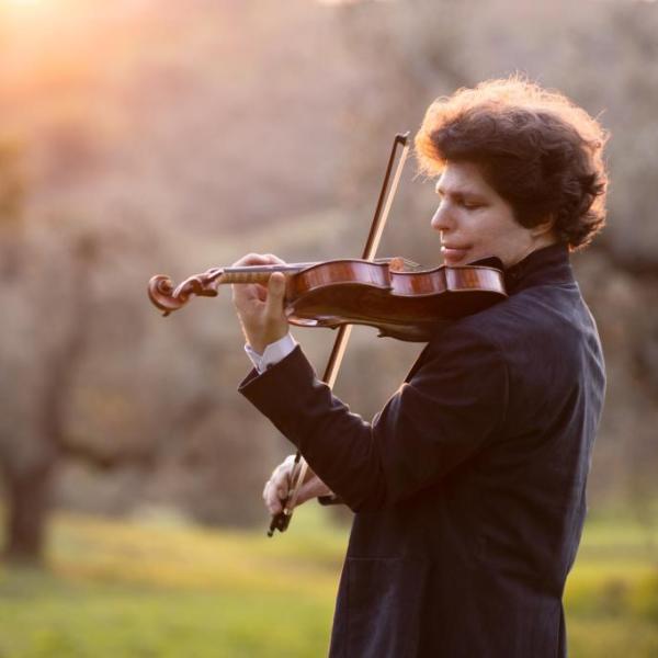 Augustin Hadelich (foto Suxiao Yang)