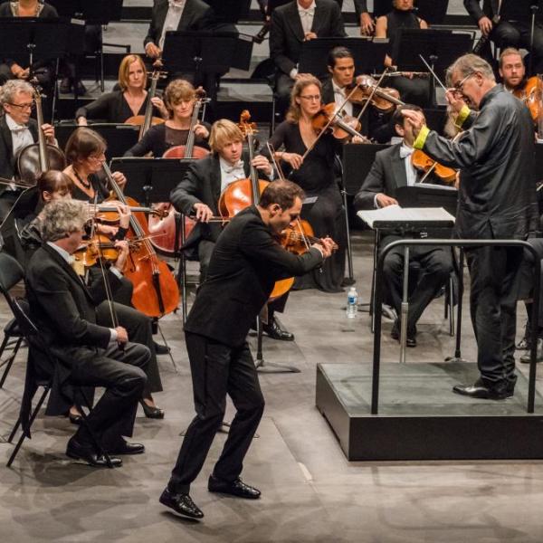 Festival Berlioz - Antoine Tamestit e John Eliot Gardiner (foto di Bruno Moussier)