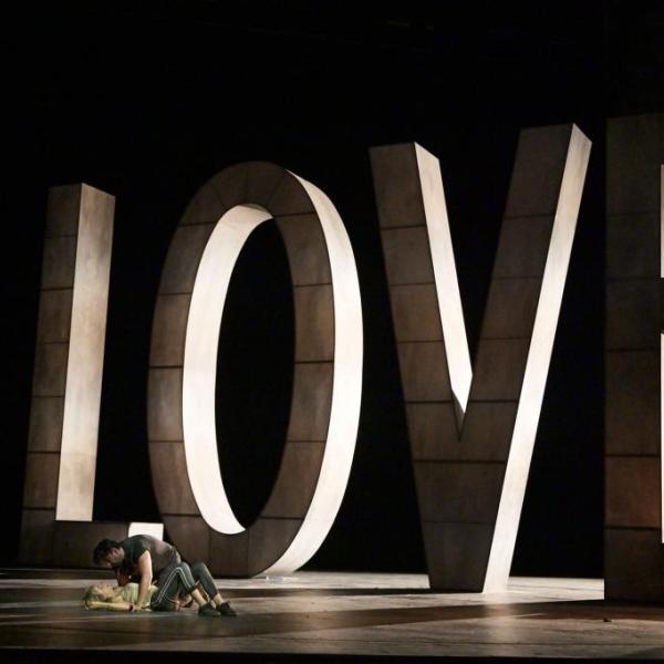 Frankfurt am Main, Opernhaus - Manon Lescaut - foto di Barbara Aumüller