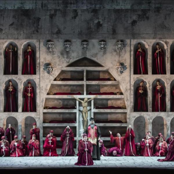 L'angelo di fuoco ( Foto Yasuko Kageyama)