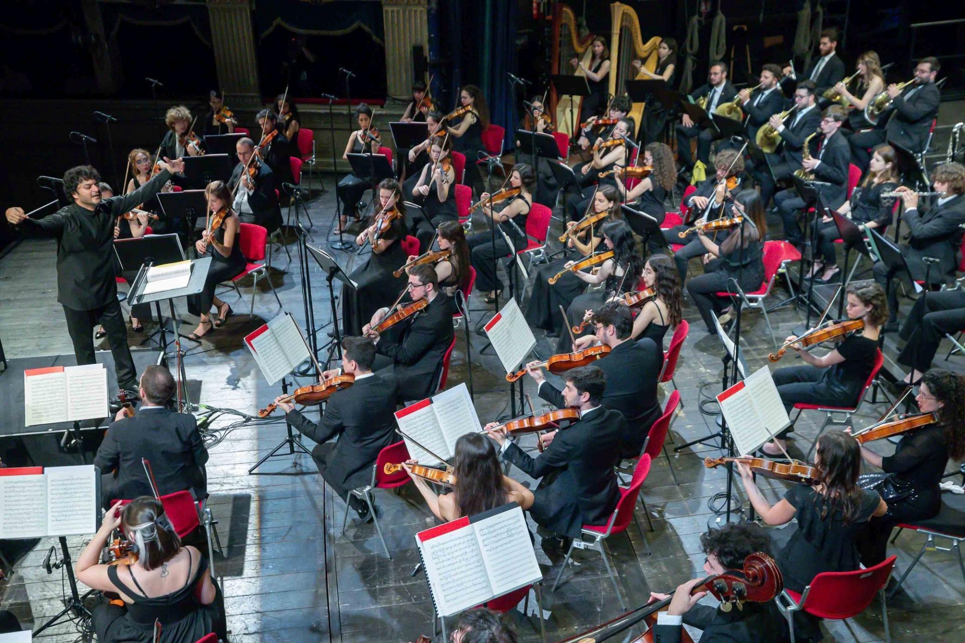 Orchestra Giovanile Luigi Cherubini, direttore Hossein Pishkar (foto Zani-Casadio)
