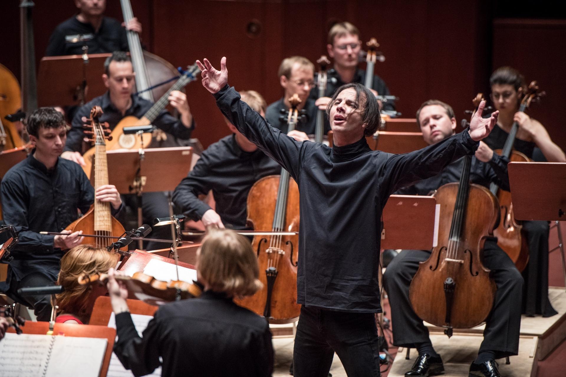 MusicAeterna e Teodor Currentzis (foto Alte Oper Frankfurt & Tibor Pluto) - i migliori concerti 2018
