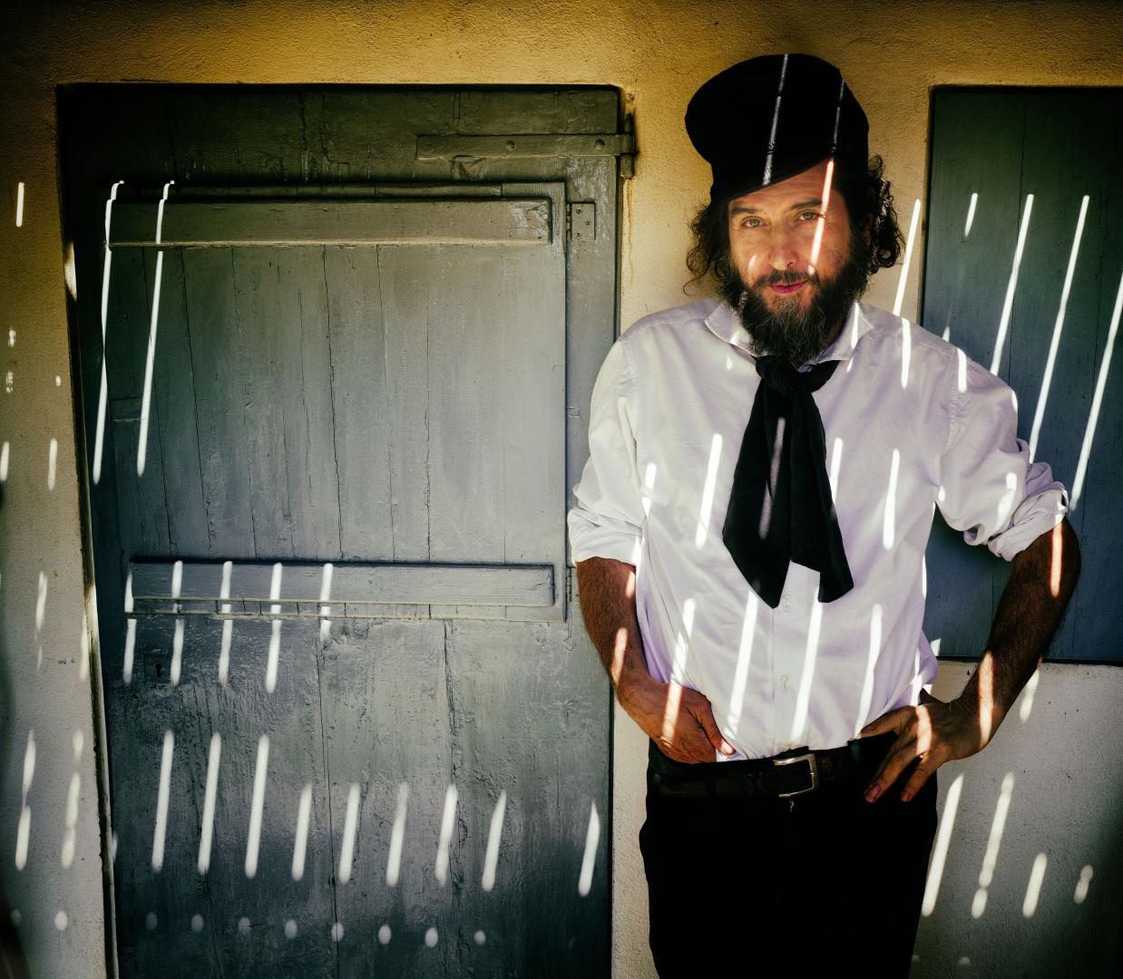 Vinicio Capossela (foto di Guido Harari)