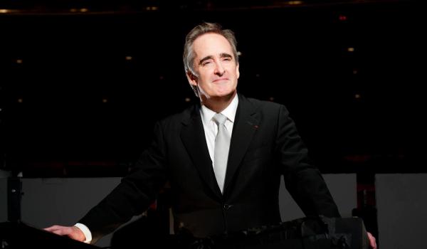 James Conlon (credit Dan Steinberg for LAOpera) ames Conlon riceve in Austria la Croce d’onore per la Scienza e l’Arte