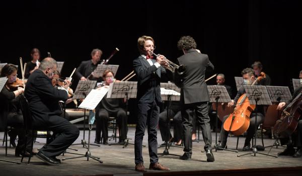 Filippo Lombardi, vincitore1°premio edizione 2021 categoria 14-16 anni 20° Concorso 'Adotta un Musicista'
