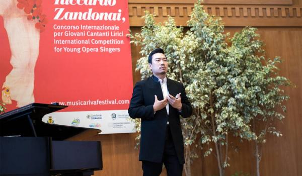 Il basso Inho Jeong, vincitore del 1° Premio al Concorso Lirico Riccardo Zandonai 2022 28° Concorso internazionale Riccardo Zandonai 2022 di Riva del Garda: proclamati otto vincitori