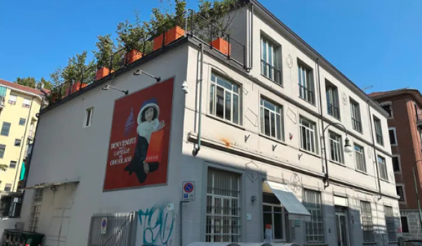 Torino, la sede della Fabbrica di Cioccolato Gobino Fabbrica di Cioccolato di Guido Gobino