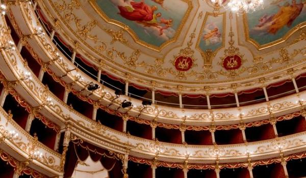Interno del Teatro Valli di Reggio Emilia Concorso Internazionale per Quartetto d'Archi “Premio Paolo Borciani”