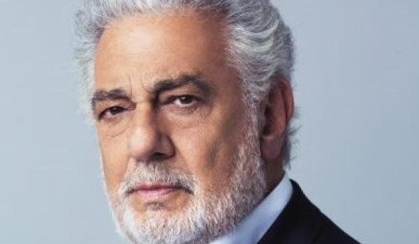 Placido Domingo riceve il premio “San Pietro a Majella”