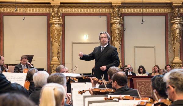 Riccardo Muti - Wiener Philharmoniker (foto Terry Linke)
