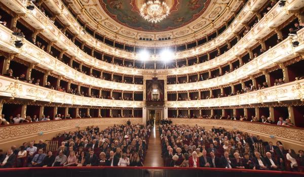 Teatro Regio di Parma (foto Roberto Ricci) Teatro Regio di Parma (foto Roberto Ricci)