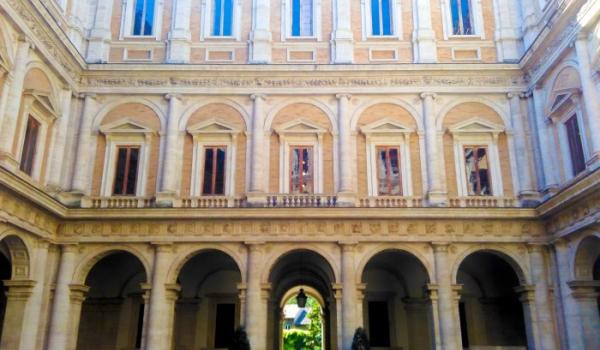 Cortile Palazzo Farnese Cortile Palazzo Farnese