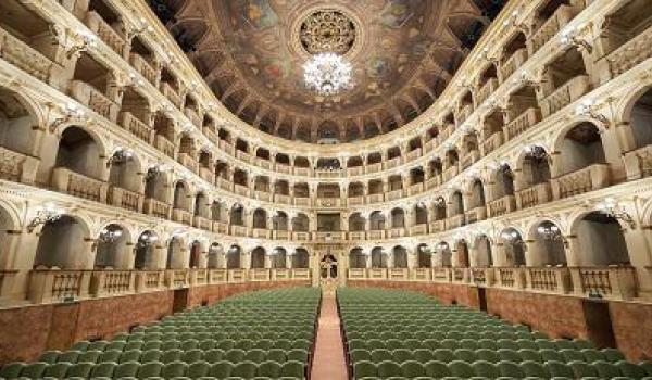 Teatro Comunale di Bologna