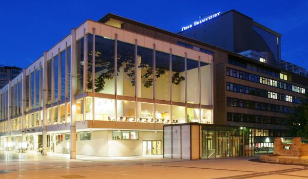 Oper Frankfurt (Foto Wolfgang Runkel)