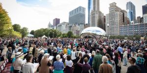 Crowd Out (Chicago 2017)