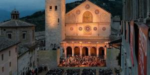 Spoleto: concerto in Piazza Duomo