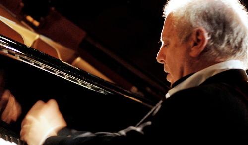 Daniel Barenboim (foto Monika Rittershaus)