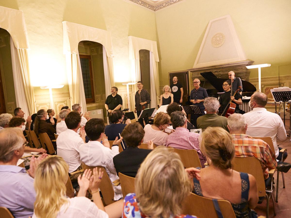 Cantiere Internazionale d’Arte – Concerto Sentieri Selvaggi (foto Irene Trancossi) Cantiere Internazionale d’Arte – Concerto Sentieri Selvaggi (foto Irene Trancossi)