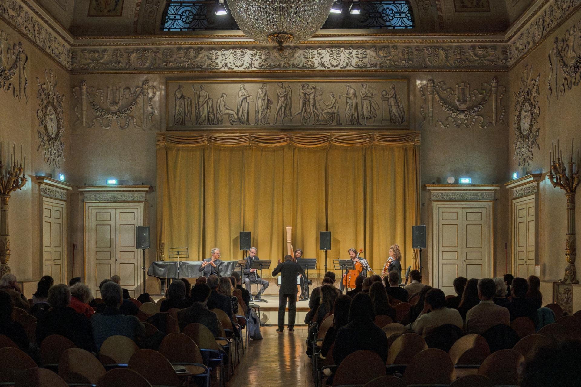 Ensemble Prometeo - Calvino-Berio (Fondazione Prometeo Parma) Ensemble Prometeo - Calvino-Berio (Fondazione Prometeo Parma)