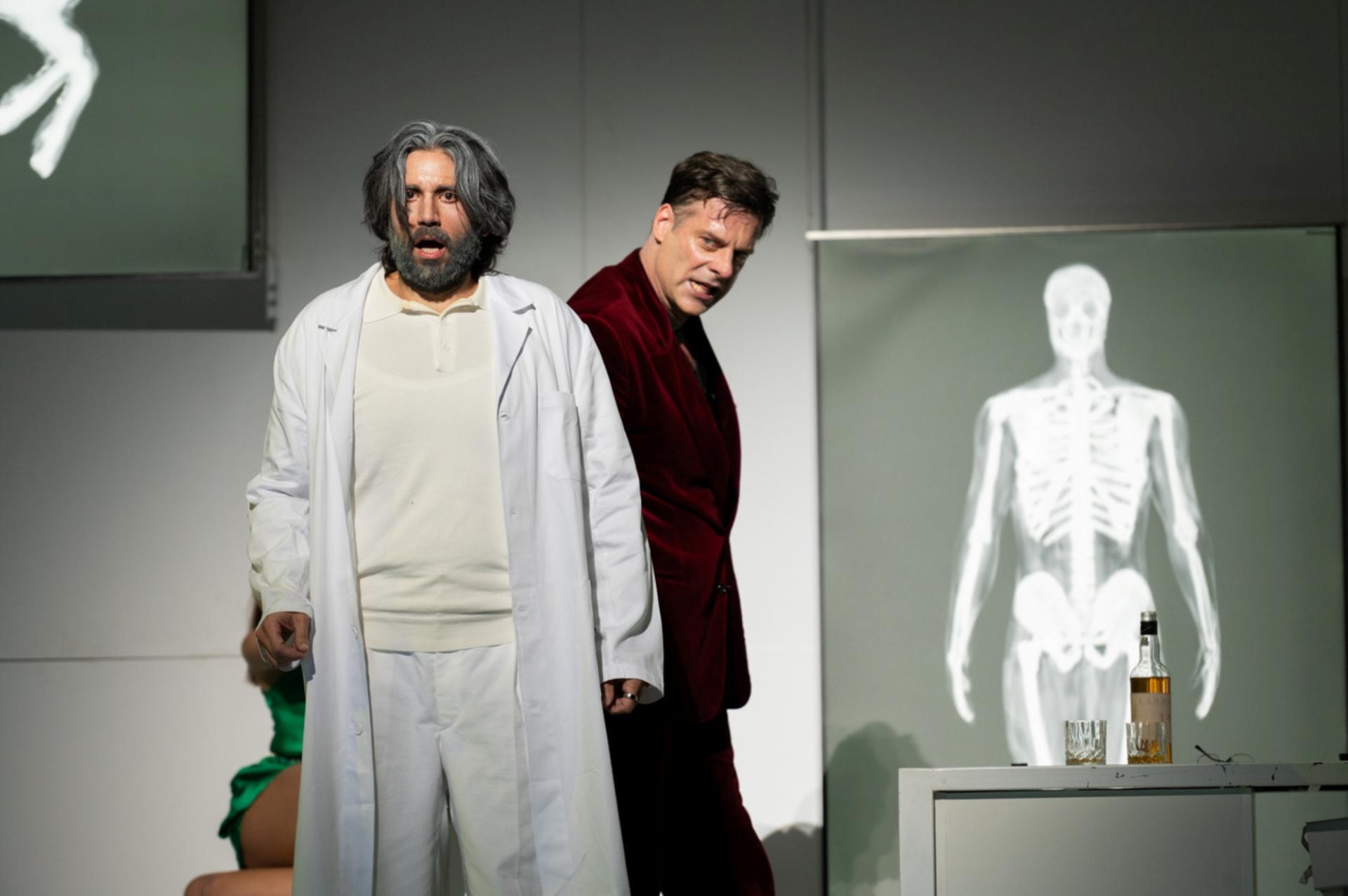 Mefistofele (foto Fabrizio Sansoni - Opera di Roma) Mefistofele (foto Fabrizio Sansoni - Opera di Roma)