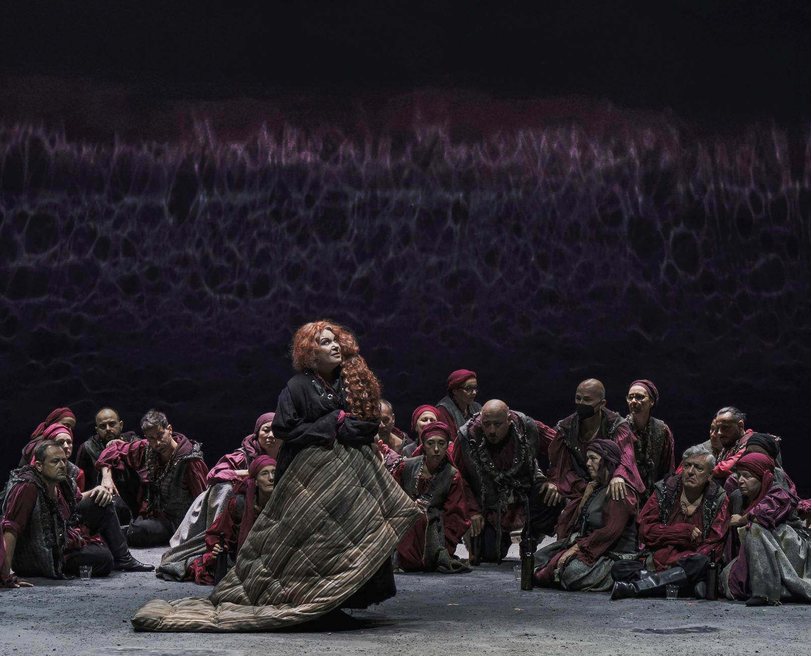 Il trovatore (foto Michele Monasta-Maggio Musicale Fiorentino)