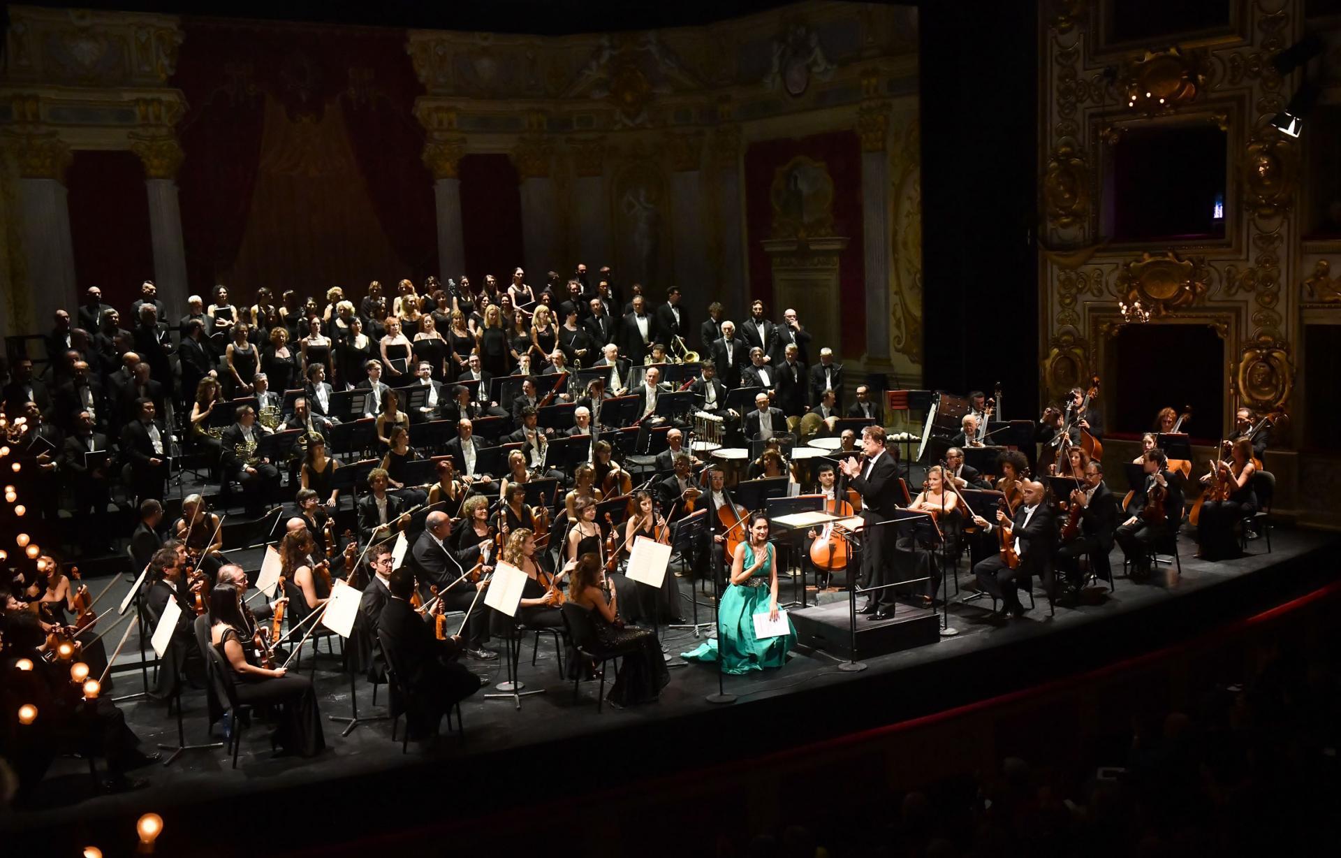 Roberto Abbado e Myrtò Papatanasiu al Regio di Parma (Foto Roberto Ricci)