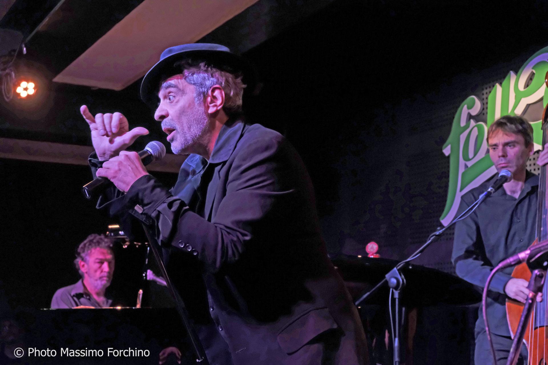 Melingo al Folk Club di Torino - Foto di Massimo Forchino