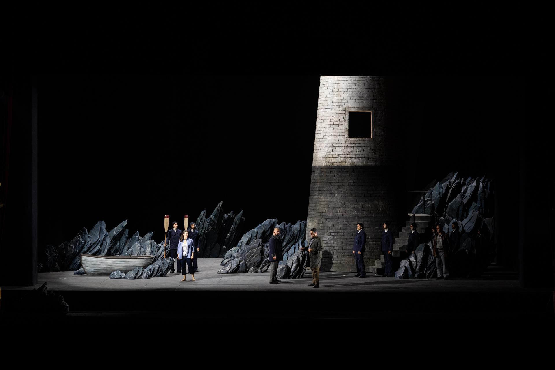 Simon Boccanegra (Foto Fabrizio Sansoni) Simon Boccanegra (Foto Fabrizio Sansoni)