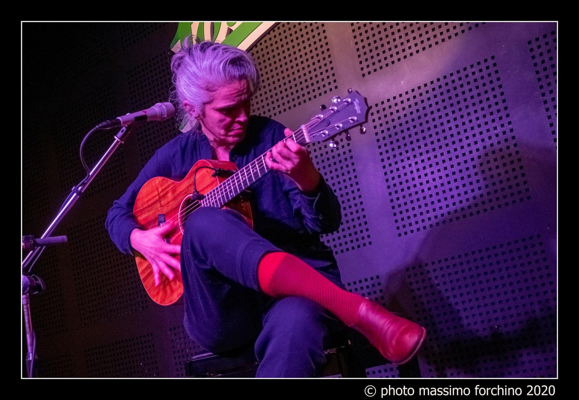 Foto di Massimo Forchino Lula Pena FolkClub