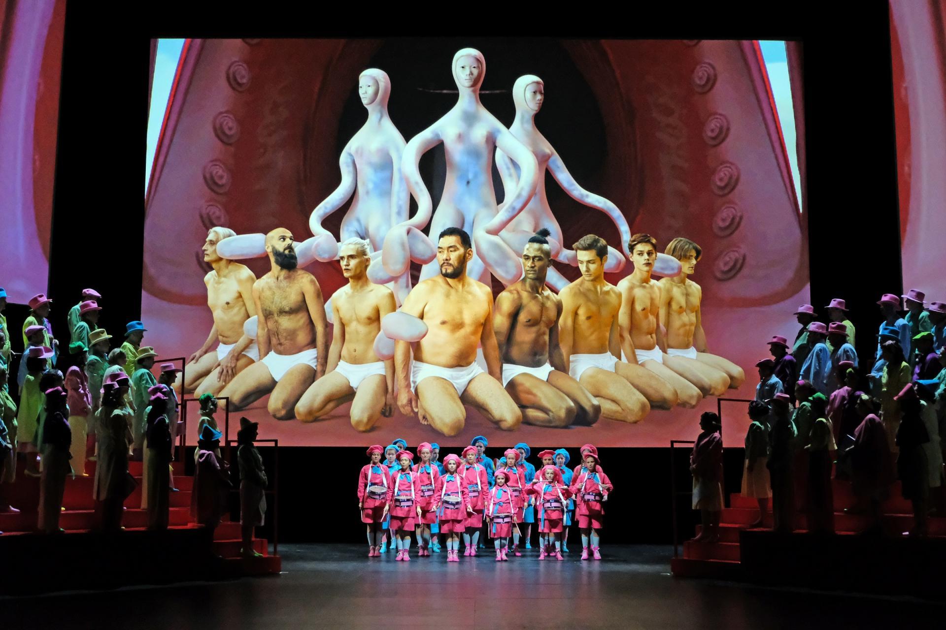 Turandot (Foto Falk von Traubenberg / Badisches Staatstheater Karlsruhe) Turandot (Foto Falk von Traubenberg / Badisches Staatstheater Karlsruhe)