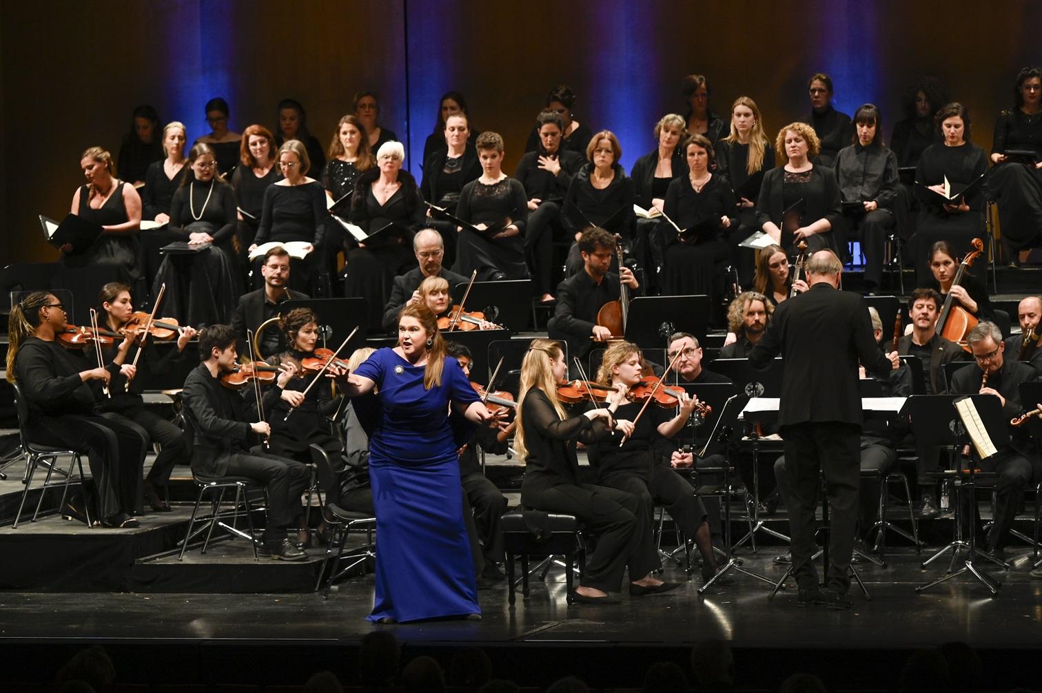 Iphigénie en Tauride (Foto Andrea Kremper) Iphigénie en Tauride (Foto Andrea Kremper)