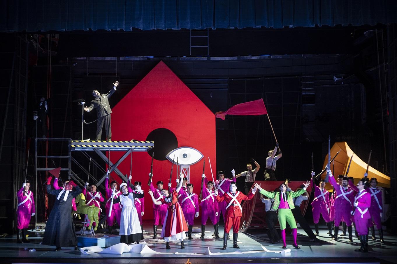 Il Barbiere di Siviglia (Foto Luca Del Pia) Il Barbiere di Siviglia (Foto Luca Del Pia)