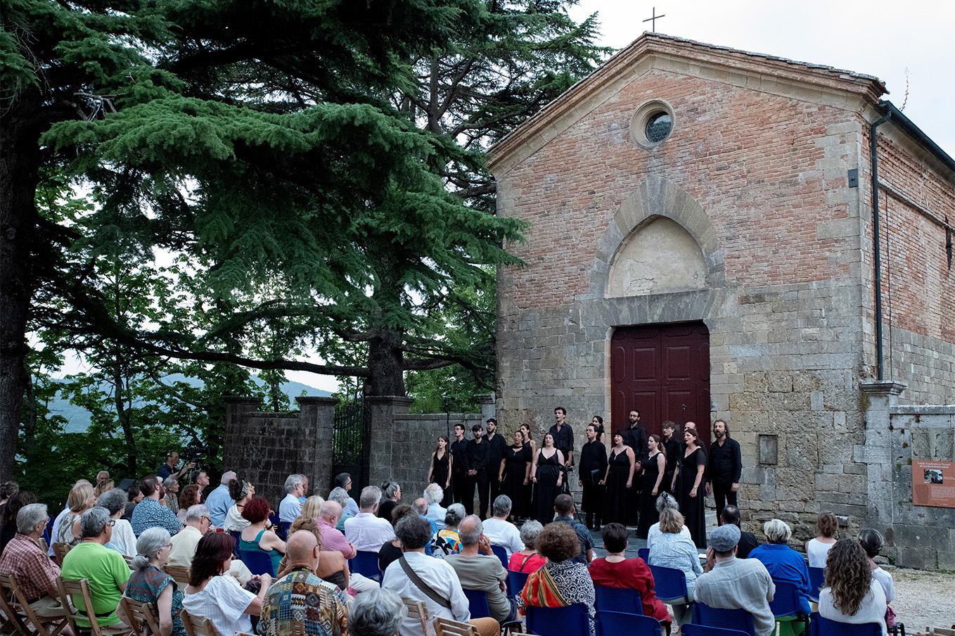 Radicondoli, Pieve Vecchia della Madonna (Foto Roberto Testi)