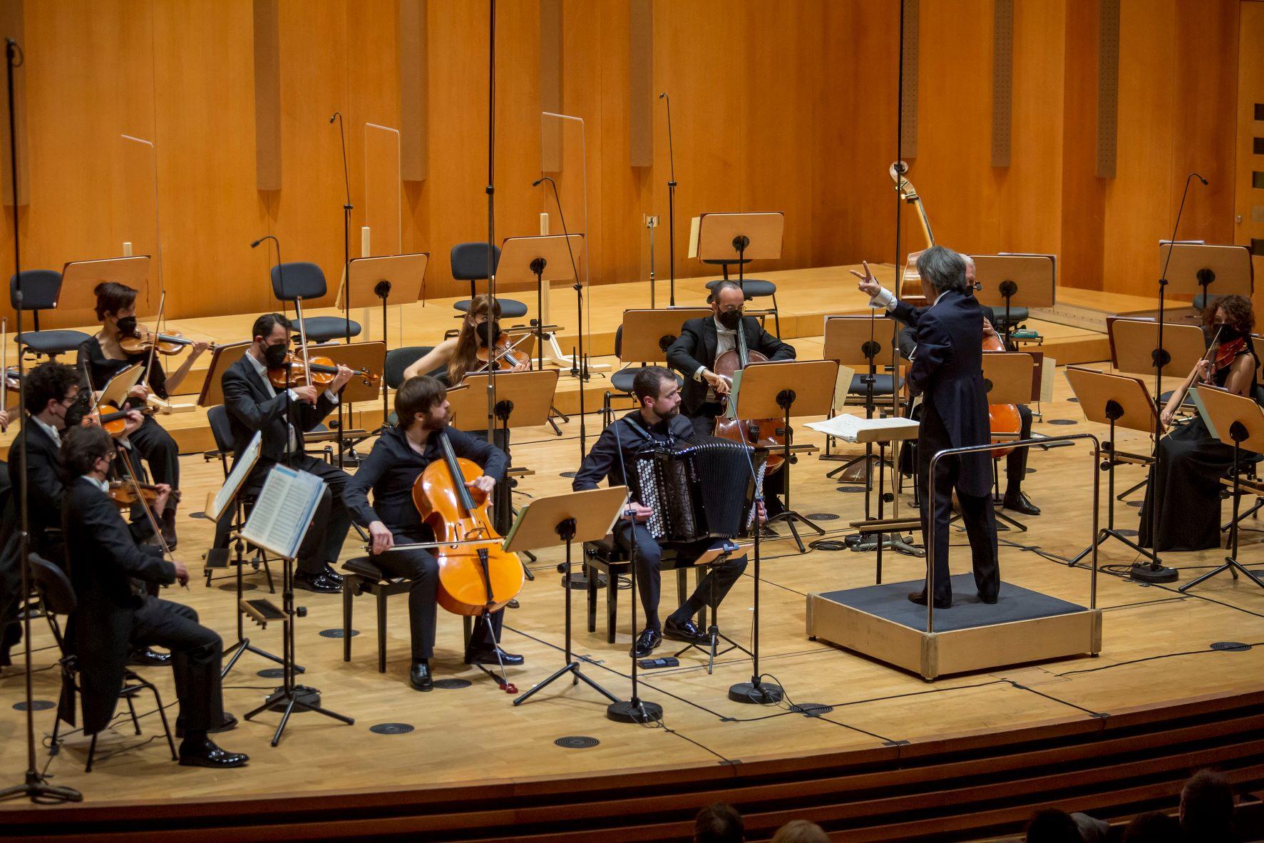 Kent Nagano - Orchestra Haydn (foto Fondazione Haydn Stiftung) Kent Nagano - Orchestra Haydn (foto Fondazione Haydn Stiftung)