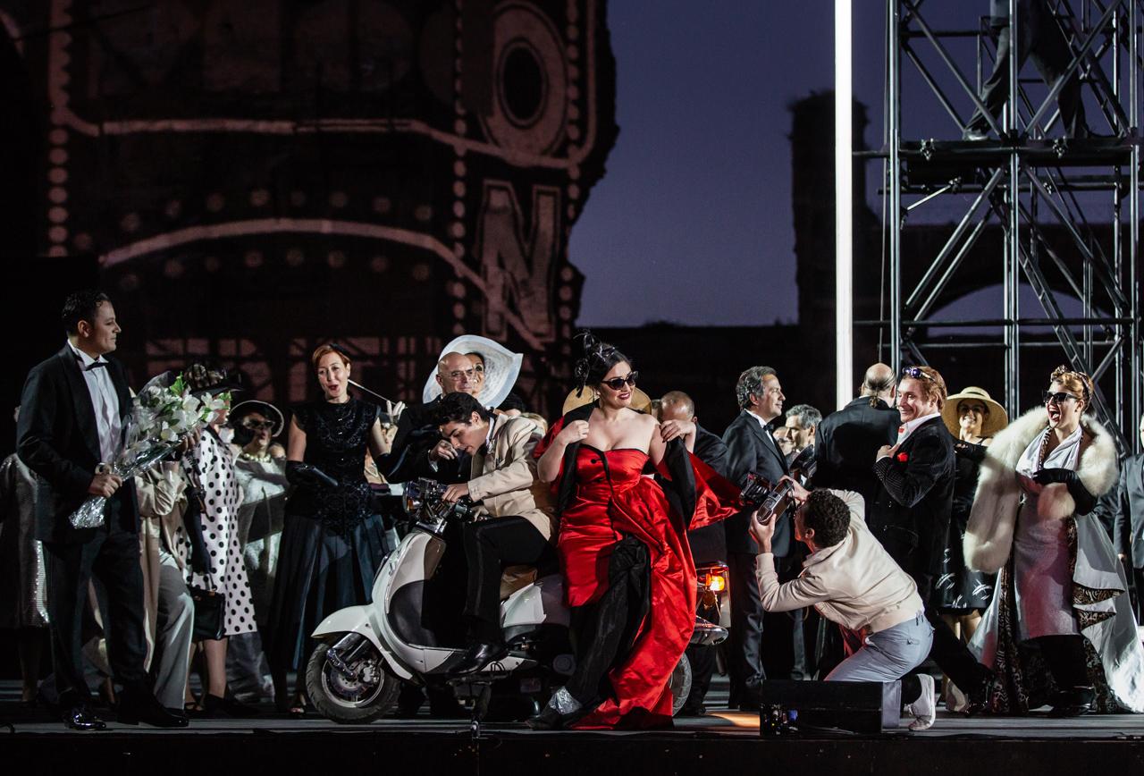 La Traviata ( Foto Yasuko Kageyama) La Traviata ( Foto Yasuko Kageyama)